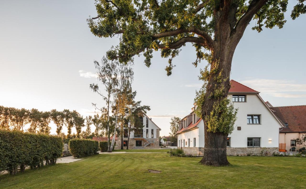 Hotel Dorfmuehle Lehrberg Экстерьер фото